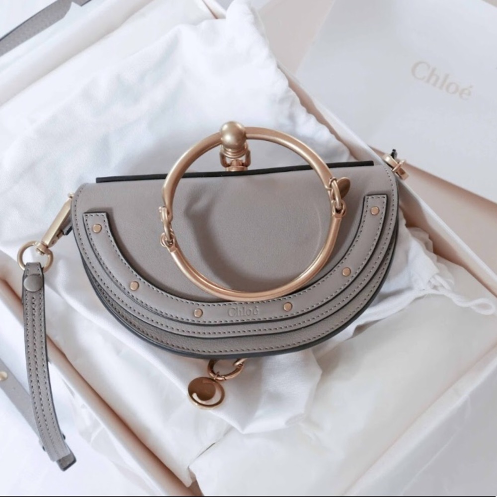 Chloe Nile miniaduire